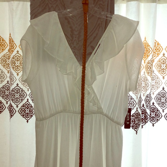 Allen B. By Allen Schwartz Dresses & Skirts - White dress with belt (NEW)